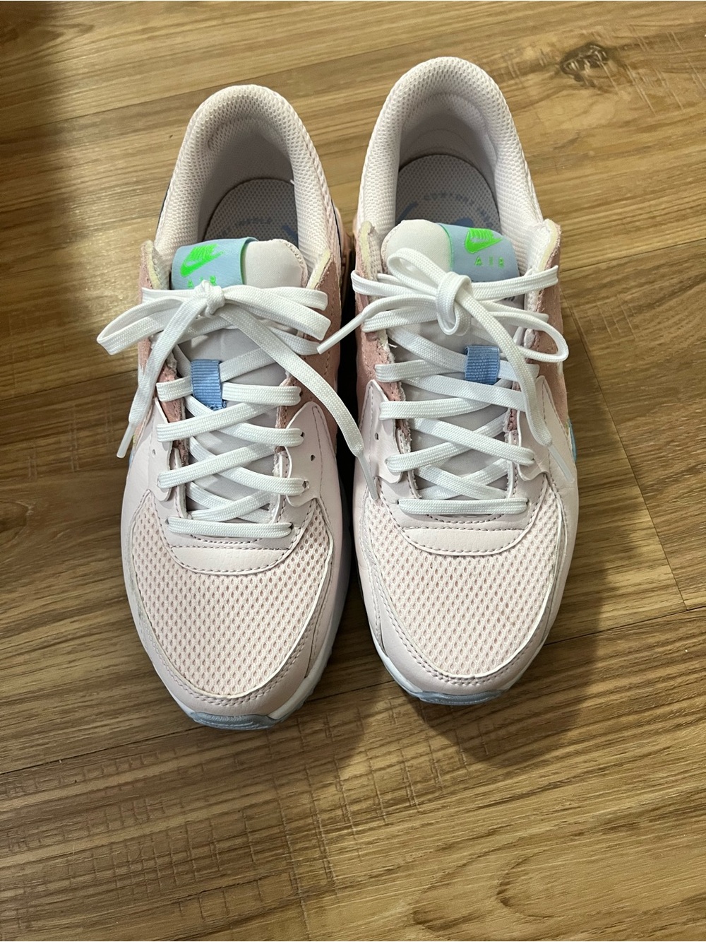 Nike Women’s Pastel Pink & Blue Air Max Sneakers with Green Accents - Picture 2 of 5